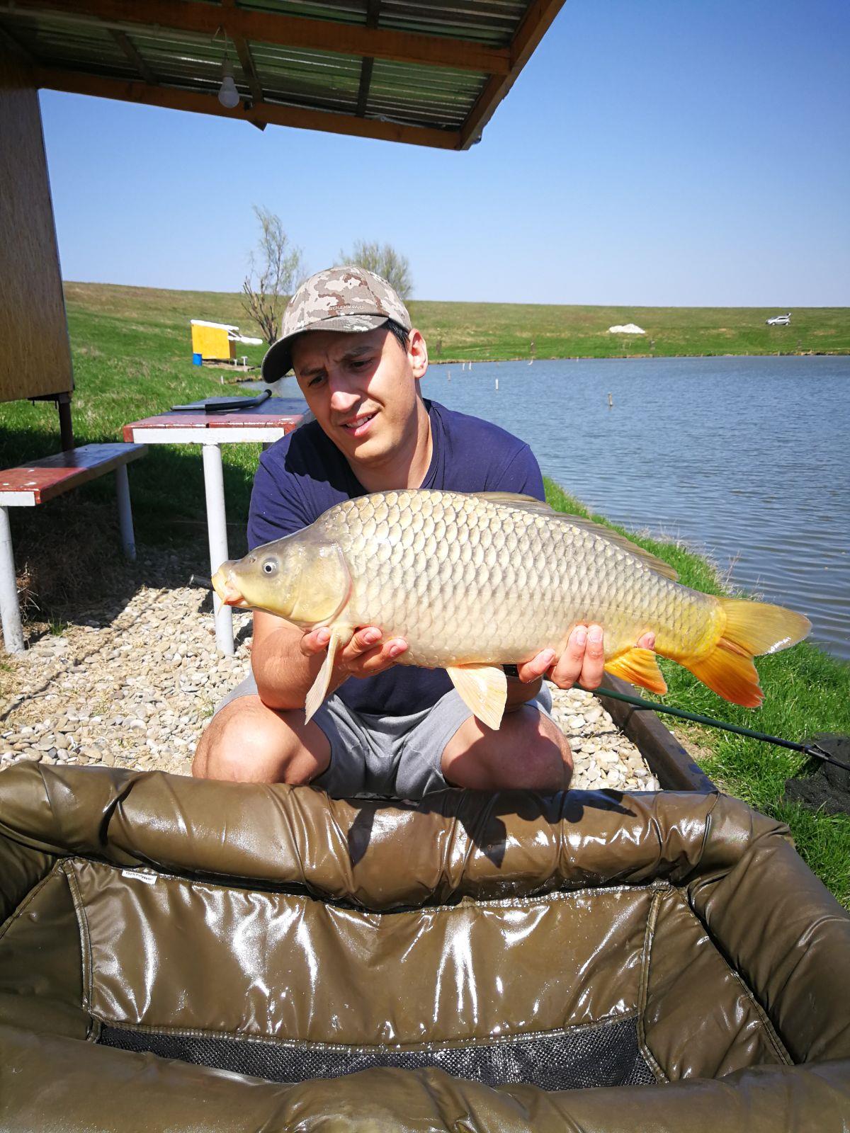 Pescuit Candeasca Bazinul 1 /11-13.04.18 - img-20180412-wa0016.jpg